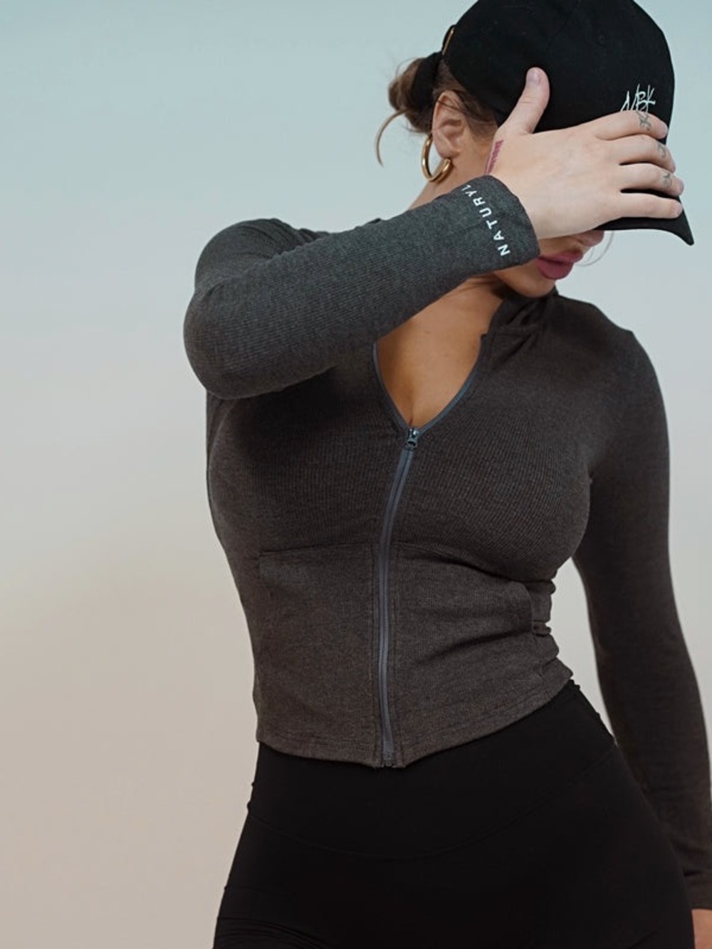 NATURYL by Niykee THE ESSENTIAL ZIP-UP Bundle in Cream Charcoal Black